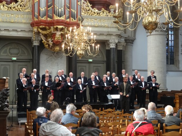 Dierens Mannenkoor in St. Bavo in Haarlem